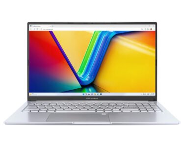 ASUS VivoBook 15 OLED M1505YA-OLED-L521 (15.6 inča FHD, Ryzen 5 7530U, 16GB, SSD 512GB) laptop