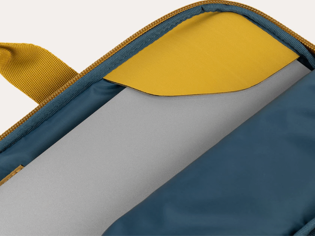 BSM1314-Y_250611110623390.png Torba TUCANO SMILZA SUPERSLIM BAG 13.3"/14"/ mustard - Slika 3